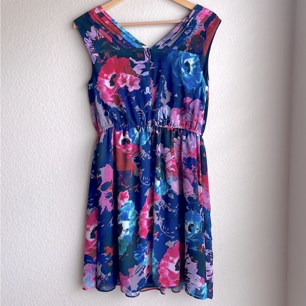 Betsy Johnson Pretty Pintucked Dress Size 4 Juniors Floral Blue Pink Navy Mini